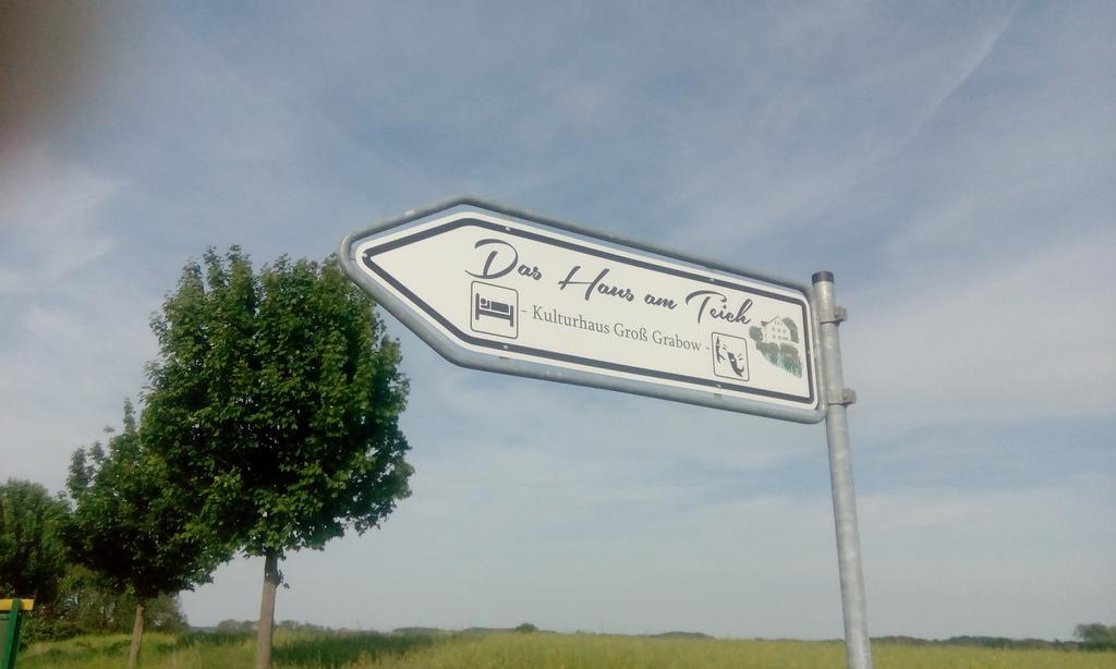 Das Haus Am Teich Gross Grabow ภายนอก รูปภาพ